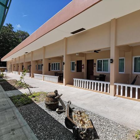 Port Royale Waterpark Resort Dumaguete City Dış mekan fotoğraf